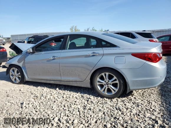 ✅ 2011 Hyundai Sonata SE • VIN: 5NPEC4AC1BH120229 • Lot: 54666214. Wystawiony na Copart z przebiegiem Nie podano. Bezpłatny archiwum sprzedaży aukcyjnych z USA i szczegółowy raport historii pojazdu na DreamBid. Zdjęcie 2.
