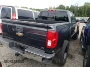 ✅ 2018 Chevrolet Silverado 1500 • VIN: TNV1N230158399080 • Лот: 63489073. Опубликован ранее на Copart с пробегом 80 942 миль. Бесплатный доступ к архиву аукционных продаж из США и подробный отчёт об истории автомобиля на DreamBid. Изображение 4.