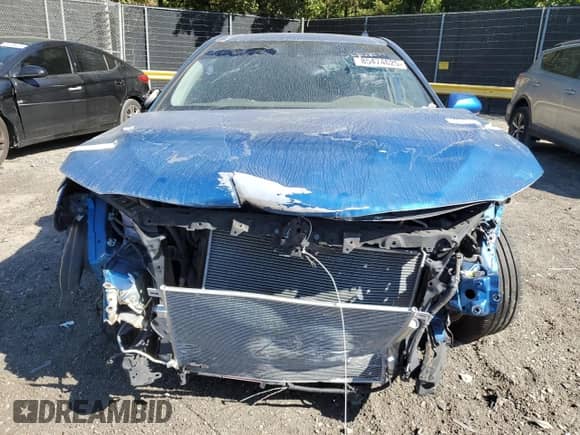 2019 Toyota Camry LE z VIN 4T1B11HK7KU264700, wystawiony jako Copart lot #85474625 z przebiegiem 128 420 mil mil oraz Szkoda całkowita • Salvage title. Historia ofert i sprzedaży dostępna na DreamBid. Obrazek 5.