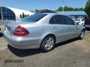 ✅ 2005 Mercedes-Benz E 320 • VIN: WDBUF82J65X171109 • Лот: 59265705. Опубликован ранее на Copart с пробегом 200 434 миль. Бесплатный доступ к архиву аукционных продаж из США и подробный отчёт об истории автомобиля на DreamBid. Изображение 3.
