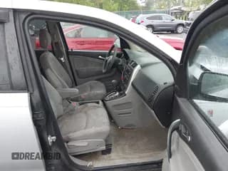 ✅ 2006 Saturn VUE • VIN: 5GZCZ33D46S833718 • Lot: 42248692. Wystawiony na IAAI z przebiegiem 211 671 mil. Bezpłatny archiwum sprzedaży aukcyjnych z USA i szczegółowy raport historii pojazdu na DreamBid. Zdjęcie 5.