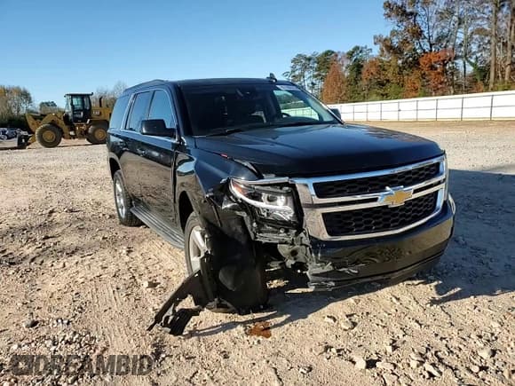 ✅ 2017 Chevrolet Tahoe LT • VIN: 1GNSKBKC2HR335782 • Lot: 92180615. Listed on Copart with 105,520 mi. Free auction sales archive from the USA and detailed vehicle history report at DreamBid. Image 14.