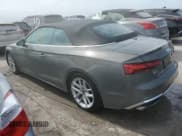 ✅ 2023 Audi A5 Cabriolet S line Prestige • VIN: WAU5AGF57PN003616 • Lot: 74813174. Wystawiony na Copart z przebiegiem 1 837 mil. Bezpłatny archiwum sprzedaży aukcyjnych z USA i szczegółowy raport historii pojazdu na DreamBid. Zdjęcie 2.