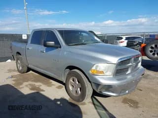 ✅ 2009 Dodge 1500 TRX • VIN: 1D3HB13P99S806102 • Lot: 41361469. Wystawiony na IAAI z przebiegiem 205 577 mil. Bezpłatny archiwum sprzedaży aukcyjnych z USA i szczegółowy raport historii pojazdu na DreamBid. Zdjęcie 1.
