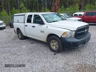 2016 Ram 1500 Express z VIN 1C6RR6FG9GS339706, wystawiony jako IAAI lot #43531673 z przebiegiem 201 358 mil mil oraz . Historia ofert i sprzedaży dostępna na DreamBid. Obrazek 1.