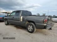 ✅ 2002 Chevrolet Silverado 1500 LS • VIN: 2GCEC19T621278697 • Лот: 77357004. Опубликован ранее на Copart с пробегом 182 522 миль. Бесплатный доступ к архиву аукционных продаж из США и подробный отчёт об истории автомобиля на DreamBid. Изображение 2.
