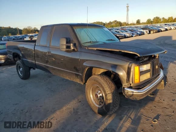 ✅ 1992 GMC Sierra 2500 • VIN: 2GTGK29K5N1524944 • Lot: 75179194. Wystawiony na Copart z przebiegiem 174 844 mil. Bezpłatny archiwum sprzedaży aukcyjnych z USA i szczegółowy raport historii pojazdu na DreamBid. Zdjęcie 4.
