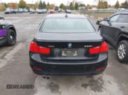 ✅ 2015 BMW 3 Series 328i xDrive • VIN: WBA3B3C57FJ985378 • Лот: 43494552. Опубликован ранее на IAAI с пробегом 122 079 миль. Бесплатный доступ к архиву аукционных продаж из США и подробный отчёт об истории автомобиля на DreamBid. Изображение 16.