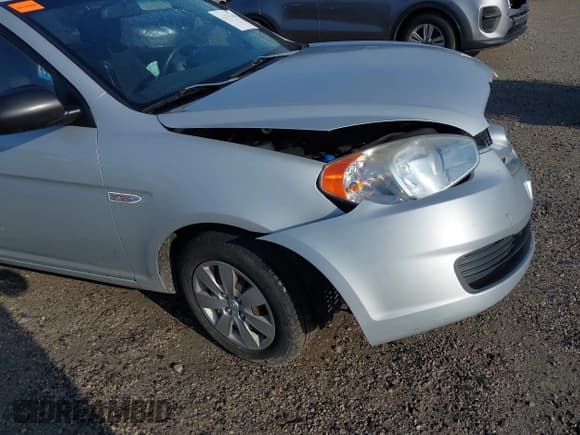 ✅ 2010 Hyundai Accent GS • VIN: KMHCM3AC2AU164786 • Лот: 41995191. Опубликован ранее на IAAI с пробегом 148 174 миль. Бесплатный доступ к архиву аукционных продаж из США и подробный отчёт об истории автомобиля на DreamBid. Изображение 18.