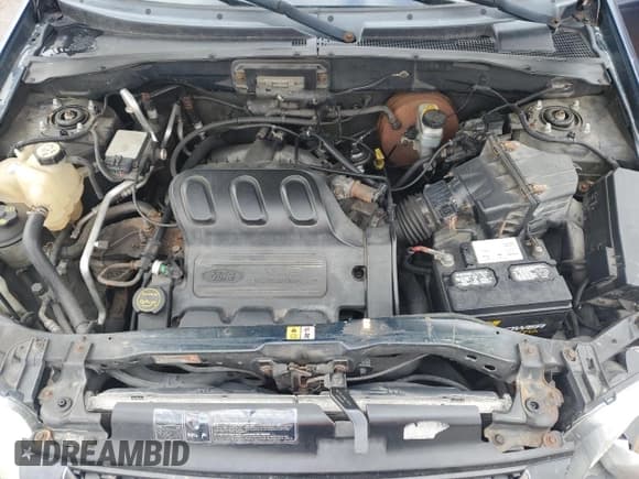 ✅ 2003 Ford Escape XLS Popular • VIN: 1FMYU921X3KD09058 • Lot: 48186875. Listed on Copart with 195,995 mi. Free auction sales archive from the USA and detailed vehicle history report at DreamBid. Image 13.