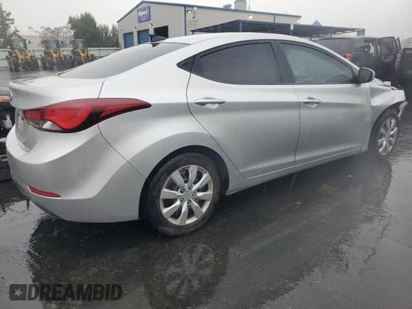 ✅ 2016 Hyundai Elantra SE • VIN: 5NPDH4AE6GH692614 • Lot: 91330185. Wystawiony na Copart z przebiegiem 173 634 mil. Bezpłatny archiwum sprzedaży aukcyjnych z USA i szczegółowy raport historii pojazdu na DreamBid. Zdjęcie 3.