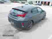 2019 Hyundai Veloster Premium z VIN KMHTG6AF2KU016593, wystawiony jako IAAI lot #42310151 z przebiegiem Nie podano mil oraz . Historia ofert i sprzedaży dostępna na DreamBid. Obrazek 4.