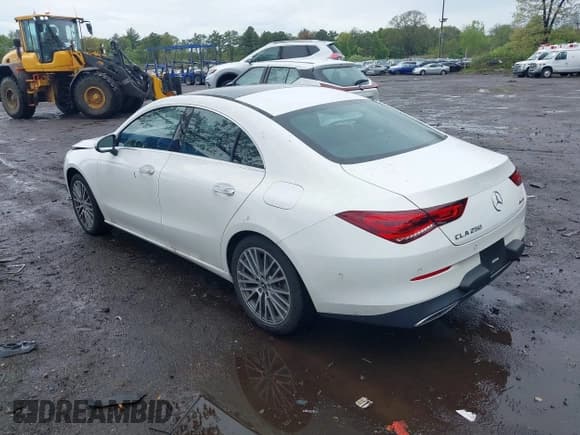 ✅ 2023 Mercedes-Benz CLA 250 • VIN: W1K5J4HB9PN421816 • Lot: 42192450. Listed on IAAI with 7,662 mi. Free auction sales archive from the USA and detailed vehicle history report at DreamBid. Image 3.