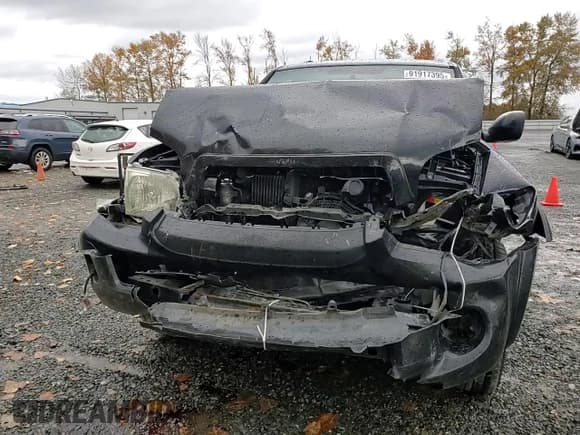 ✅ 2006 Toyota Sequoia Limited • VIN: 5TDBT48A36S257826 • Lot: 91917395. Listed on Copart with 192,684 mi. Free auction sales archive from the USA and detailed vehicle history report at DreamBid. Image 15.