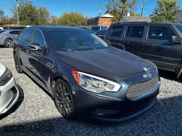 ✅ 2015 Kia K900 Luxury • VIN: KNALW4D48F6017244 • Lot: 91629215. Wystawiony na Copart z przebiegiem 165 778 mil. Bezpłatny archiwum sprzedaży aukcyjnych z USA i szczegółowy raport historii pojazdu na DreamBid. Zdjęcie 1.