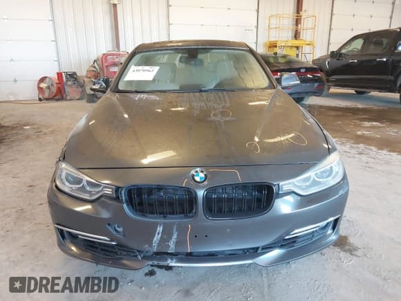 ✅ 2012 BMW 3 Series 335i • VIN: WBA3A9G51CNN67418 • Лот: 43070962. Опубликован ранее на IAAI с пробегом 119 436 миль. Бесплатный доступ к архиву аукционных продаж из США и подробный отчёт об истории автомобиля на DreamBid. Изображение 12.