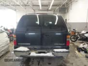 ✅ 2004 Chevrolet Suburban Z71 • VIN: 3GNFK16TX4G287786 • Лот: 41309201. Опубликован ранее на IAAI с пробегом 216 297 миль. Бесплатный доступ к архиву аукционных продаж из США и подробный отчёт об истории автомобиля на DreamBid. Изображение 16.