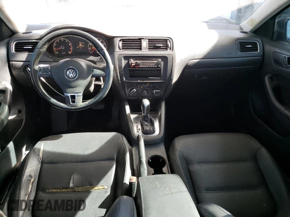 ✅ 2011 Volkswagen Jetta SE • VIN: 3VWDX7AJXBM319612 • Lot: 66919555. Listed on Copart with 160,799 mi. Free auction sales archive from the USA and detailed vehicle history report at DreamBid. Image 8.