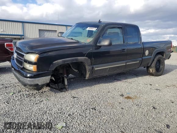 ✅ 2006 Chevrolet Silverado 1500 LT2 • VIN: 1GCEK19B06Z202125 • Лот: 50060875. Опубликован ранее на Copart с пробегом Не указан. Бесплатный доступ к архиву аукционных продаж из США и подробный отчёт об истории автомобиля на DreamBid. Изображение 1.