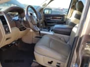 ✅ 2009 Dodge 1500 SLT • VIN: 1D3HB13T29S796820 • Lot: 87319154. Wystawiony na Copart z przebiegiem 136 688 mil. Bezpłatny archiwum sprzedaży aukcyjnych z USA i szczegółowy raport historii pojazdu na DreamBid. Zdjęcie 7.