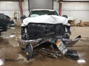 ✅ 2022 Ram 1500 Tradesman • VIN: 3C6JR7DG8NG284739 • Lot: 38893214. Wystawiony na Copart z przebiegiem 37 419 mil. Bezpłatny archiwum sprzedaży aukcyjnych z USA i szczegółowy raport historii pojazdu na DreamBid. Zdjęcie 5.