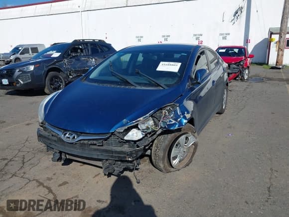 ✅ 2016 Hyundai Elantra SE • VIN: KMHDH4AE2GU525314 • Lot: 41688805. Listed on IAAI with 175,717 mi. Free auction sales archive from the USA and detailed vehicle history report at DreamBid. Image 6.