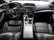 ✅ 2017 Nissan Maxima SL • VIN: 1N4AA6AP3HC447535 • Lot: 89871775. Wystawiony na Copart z przebiegiem 70 787 mil. Bezpłatny archiwum sprzedaży aukcyjnych z USA i szczegółowy raport historii pojazdu na DreamBid. Zdjęcie 8.