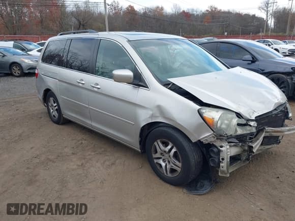 ✅ 2006 Honda Odyssey EX-L • VIN: 5FNRL38796B452539 • Lot: 43690465. Wystawiony na IAAI z przebiegiem 127 937 mil. Bezpłatny archiwum sprzedaży aukcyjnych z USA i szczegółowy raport historii pojazdu na DreamBid. Zdjęcie 18.