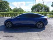 ✅ 2022 Tesla Model 3 • VIN: 5YJ3E1EA7NF189941 • Lot: 43455997. Wystawiony na IAAI z przebiegiem 30 876 mil. Bezpłatny archiwum sprzedaży aukcyjnych z USA i szczegółowy raport historii pojazdu na DreamBid. Zdjęcie 14.