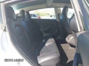 ✅ 2022 Tesla Model 3 Long Range • VIN: 5YJ3E1EB3NF133200 • Lot: 43536697. Wystawiony na IAAI z przebiegiem 104 241 mil. Bezpłatny archiwum sprzedaży aukcyjnych z USA i szczegółowy raport historii pojazdu na DreamBid. Zdjęcie 8.