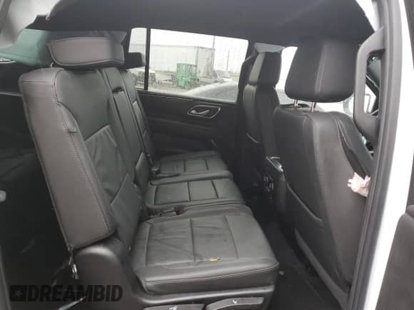 2024 Chevrolet Suburban LT z VIN 1GNSCCKD5RR271685, wystawiony jako Copart lot #85882484 z przebiegiem Nie podano mil oraz Szkoda całkowita • Salvage title. Historia ofert i sprzedaży dostępna na DreamBid. Obrazek 10.