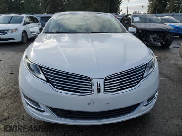 ✅ 2016 Lincoln MKZ • VIN: 3LN6L2G93GR604536 • Lot: 90289085. Listed on Copart with 137,771 mi. Free auction sales archive from the USA and detailed vehicle history report at DreamBid. Image 5.