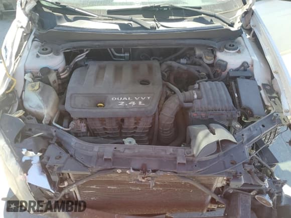 ✅ 2014 Dodge Avenger SE • VIN: 1C3CDZABXEN133188 • Лот: 75091014. Опубликован ранее на Copart с пробегом 174 827 миль. Бесплатный доступ к архиву аукционных продаж из США и подробный отчёт об истории автомобиля на DreamBid. Изображение 13.