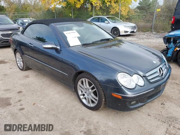 ✅ 2009 Mercedes-Benz CLK 350 • VIN: WDBTK56F69T104230 • Lot: 43455000. Listed on IAAI with 92,460 mi. Free auction sales archive from the USA and detailed vehicle history report at DreamBid. Image 1.