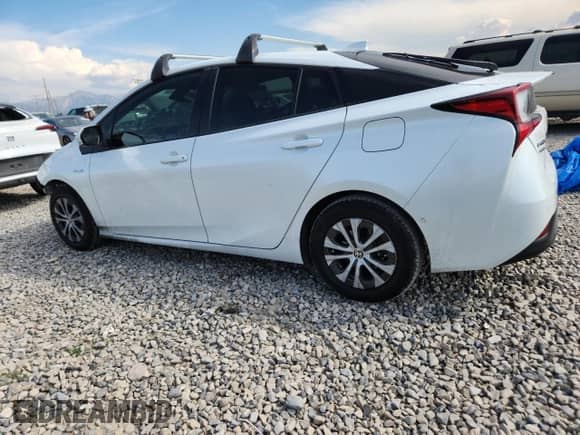 2022 Toyota Prius LE with VIN JTDL9MFU9N3040071, listed as a Copart auction lot 71122245 with 85,269 mi miles and Salvage title. Bid and sale history available at DreamBid. Image 2.