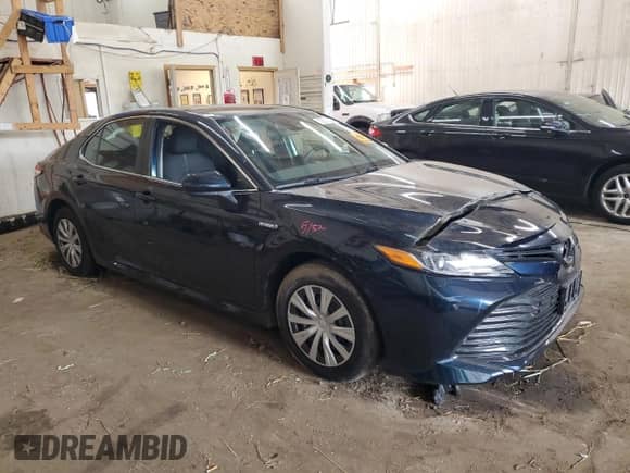 2020 Toyota Camry Hybrid LE with VIN 4T1C31AKXLU537591, listed as a Copart auction lot 72076945 with Not provided miles and Salvage title. Bid and sale history available at DreamBid. Image 4.