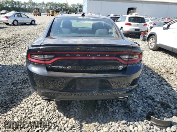 ✅ 2018 Dodge Charger GT • VIN: 2C3CDXJG7JH324148 • Lot: 71490675. Wystawiony na Copart z przebiegiem 90 063 mil. Bezpłatny archiwum sprzedaży aukcyjnych z USA i szczegółowy raport historii pojazdu na DreamBid. Zdjęcie 6.