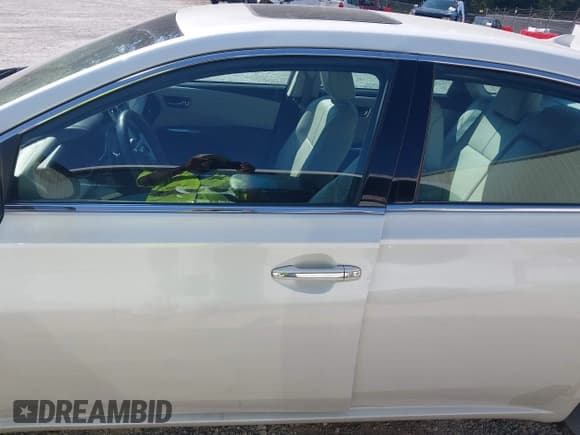 ✅ 2018 Toyota Avalon XLE • VIN: 4T1BK1EB3JU267951 • Lot: 43243588. Wystawiony na IAAI z przebiegiem 44 602 mil. Bezpłatny archiwum sprzedaży aukcyjnych z USA i szczegółowy raport historii pojazdu na DreamBid. Zdjęcie 14.