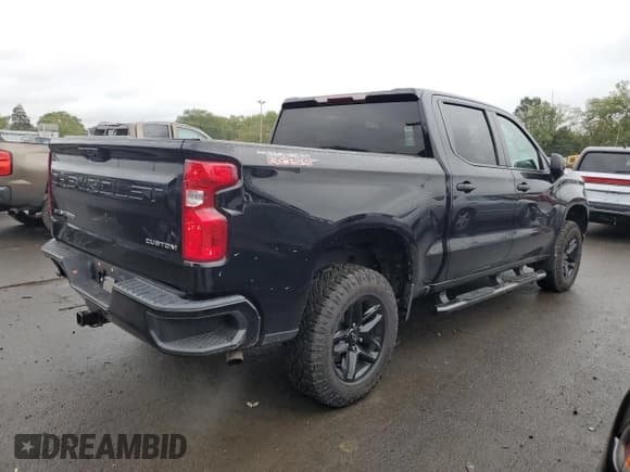 ✅ 2023 Chevrolet Silverado 1500 Custom Trail Boss • VIN: 3GCPDCEK6PG187068 • Лот: 81821685. Опубликован ранее на Copart с пробегом 33 533 миль. Бесплатный доступ к архиву аукционных продаж из США и подробный отчёт об истории автомобиля на DreamBid. Изображение 3.