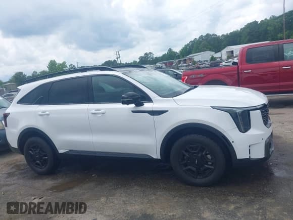 ✅ 2024 Kia Sorento X-Line SX Prestige • VIN: 5XYRKDJF5RG271333 • Lot: 42376938. Listed on IAAI with 24,860 mi. Free auction sales archive from the USA and detailed vehicle history report at DreamBid. Image 14.