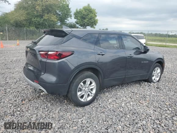 ✅ 2022 Chevrolet Blazer LT • VIN: 3GNKBHR46NS133229 • Lot: 69242675. Wystawiony na Copart z przebiegiem 30 105 mil. Bezpłatny archiwum sprzedaży aukcyjnych z USA i szczegółowy raport historii pojazdu na DreamBid. Zdjęcie 3.