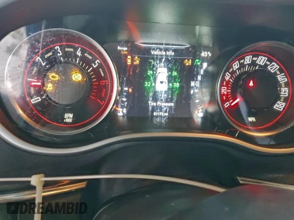 ✅ 2018 Dodge Challenger T/A 392 • VIN: 2C3CDZFJXJH171426 • Лот: 95910455. Опубликован ранее на Copart с пробегом 81 175 миль. Бесплатный доступ к архиву аукционных продаж из США и подробный отчёт об истории автомобиля на DreamBid. Изображение 9.