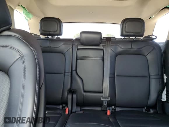 ✅ 2024 Lincoln Corsair Premiere • VIN: 5LMCJ1CA9RUL16824 • Lot: 66610545. Listed on Copart with 7,682 mi. Free auction sales archive from the USA and detailed vehicle history report at DreamBid. Image 10.