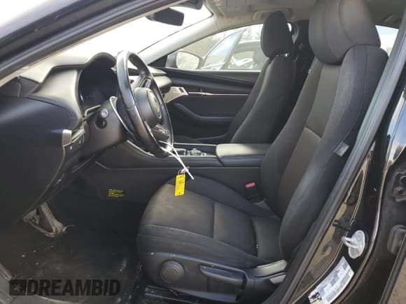 ✅ 2019 Mazda 3 Preferred • VIN: 3MZBPADM5KM103998 • Lot: 81565075. Listed on Copart with 281,896 mi. Free auction sales archive from the USA and detailed vehicle history report at DreamBid. Image 7.