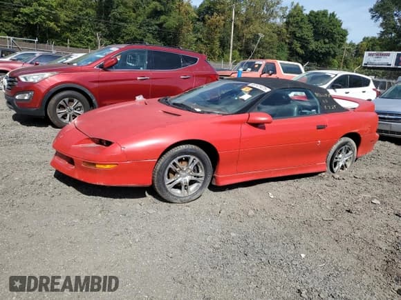 ✅ 1997 Chevrolet Camaro Z28 • VIN: 2G1FP32P5V2106041 • Лот: 85141475. Опубликован ранее на Copart с пробегом 128 453 миль. Бесплатный доступ к архиву аукционных продаж из США и подробный отчёт об истории автомобиля на DreamBid. Изображение 1.