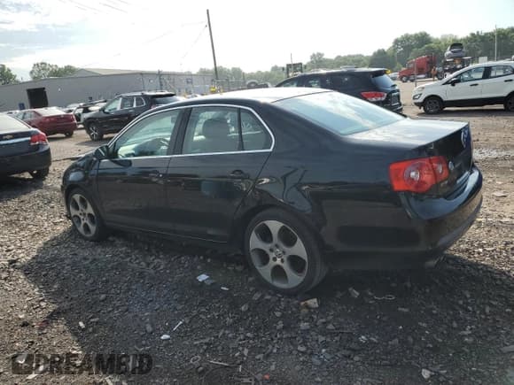 ✅ 2006 Volkswagen Jetta 2.5L • VIN: 3VWRG71K66M818914 • Лот: 66172225. Опубликован ранее на Copart с пробегом 96 418 миль. Бесплатный доступ к архиву аукционных продаж из США и подробный отчёт об истории автомобиля на DreamBid. Изображение 2.