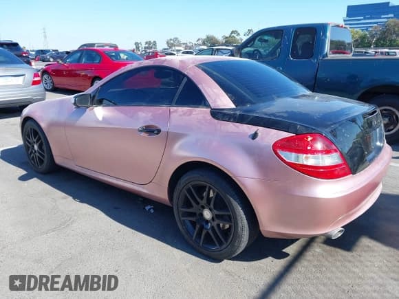 ✅ 2008 Mercedes-Benz SLK 350 • VIN: WDBWK56F78F177603 • Лот: 42899520. Опубликован ранее на IAAI с пробегом 118 777 миль. Бесплатный доступ к архиву аукционных продаж из США и подробный отчёт об истории автомобиля на DreamBid. Изображение 3.