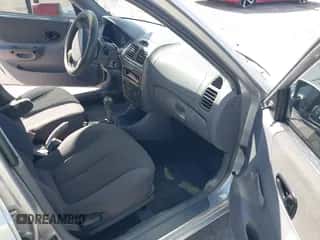 2002 Hyundai Accent GL с VIN KMHCG45C82U268756, выставлен на аукционе IAAI как лот 41569829 с пробегом 89 752 миль миль и . История ставок и продаж доступна на DreamBid. Изображение 5.