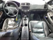 ✅ 2004 Honda Accord EX • VIN: 1HGCM66544A043782 • Лот: 93657955. Опубликован ранее на Copart с пробегом 236 141 миль. Бесплатный доступ к архиву аукционных продаж из США и подробный отчёт об истории автомобиля на DreamBid. Изображение 8.