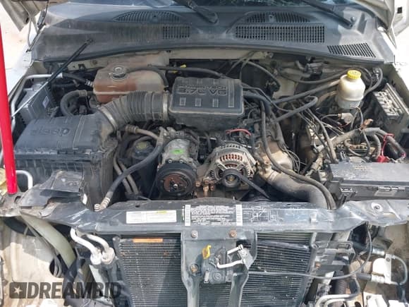 ✅ 2002 Jeep Liberty Limited • VIN: 1J4GL58K32W145911 • Lot: 42162631. Listed on IAAI with 213,446 mi. Free auction sales archive from the USA and detailed vehicle history report at DreamBid. Image 10.